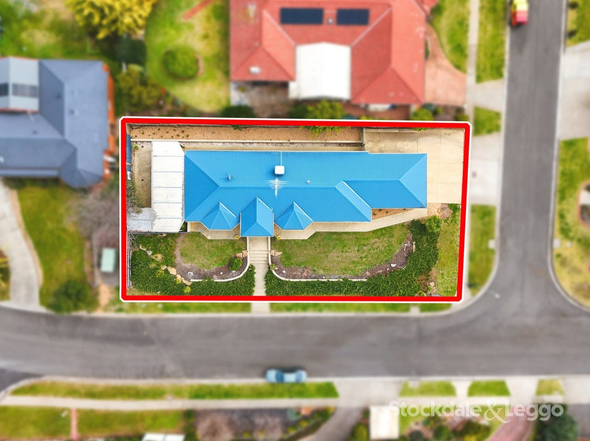Aerial view showing the 796 sqm corner block at 1 Lindsay Place